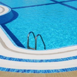 Couverture de piscine : les options pour garder l'eau propre Longue-Jumelles